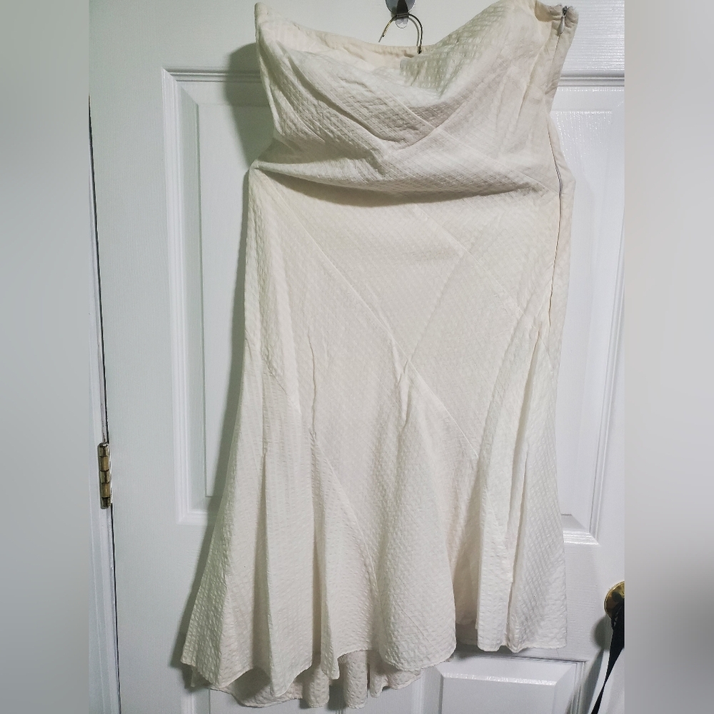 A\X strapless white dress 👗